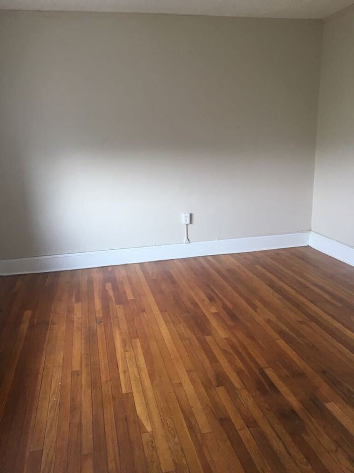 1533 Chapel Street - Photo 4 of 11