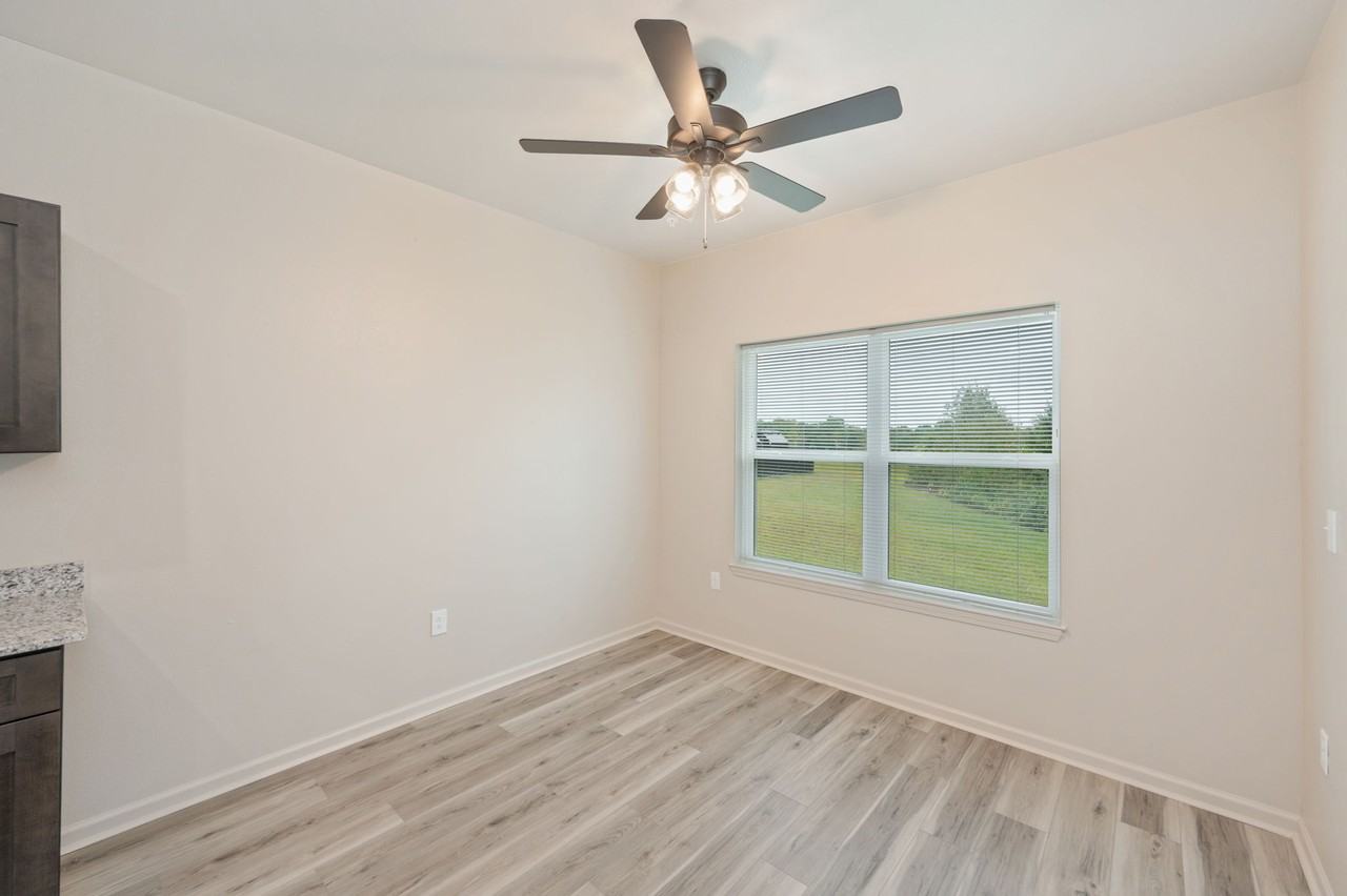 Platform Dothan - Photo 2 of 33