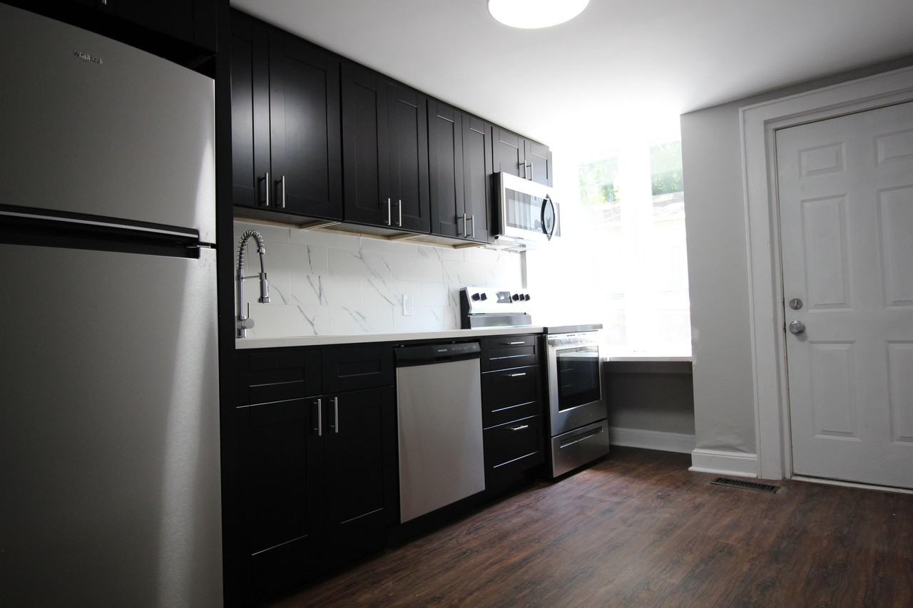 15-17 Boswell Avenue - Photo 2 of 20