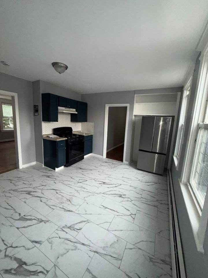 544 Grove St /NORTHEAST GROVE STREET NJ LLC - Photo 2 of 24
