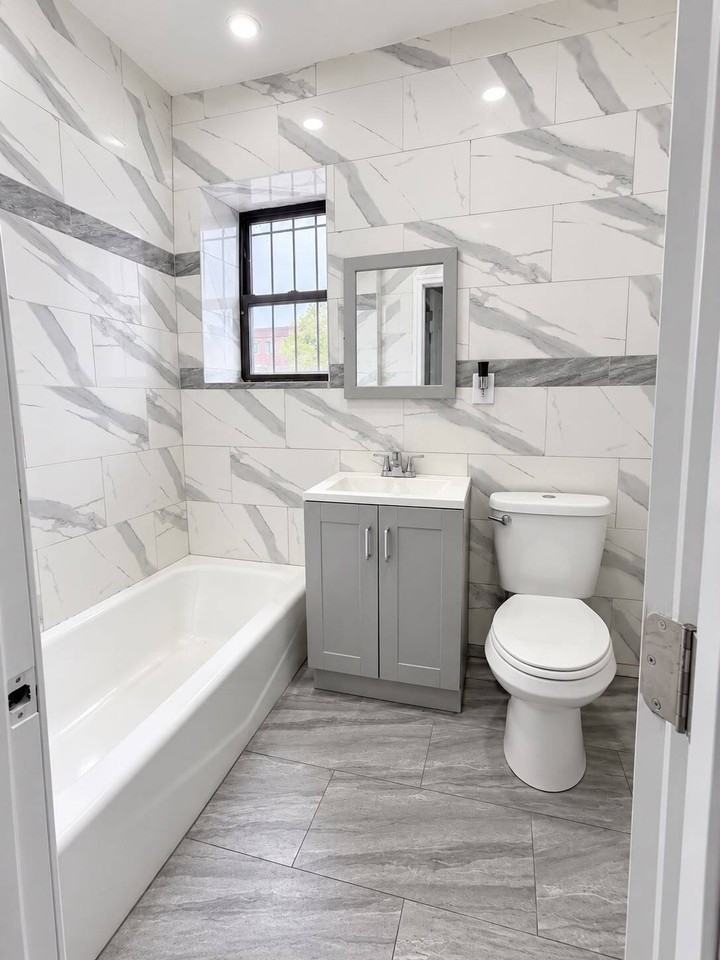 224 South Orange Avenue - Photo 3 of 7