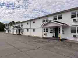 featured image of 360 E Rosewood Ave