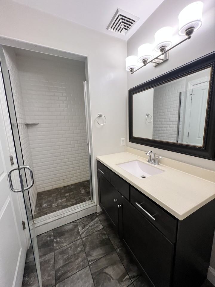 Newberry Place - Photo 6 of 8