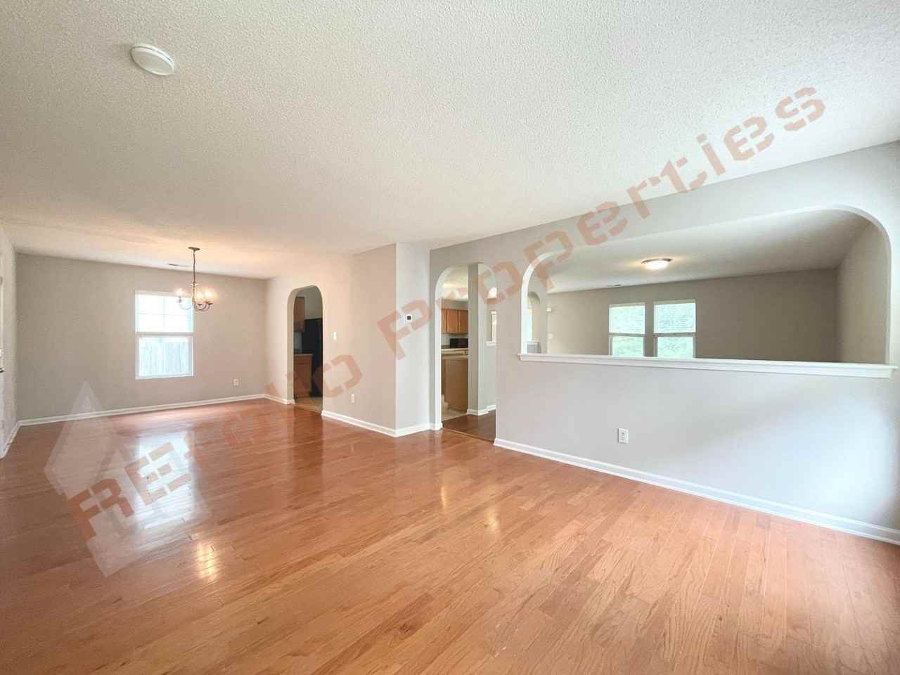 246 Brookhaven Dr - Photo 2 of 34