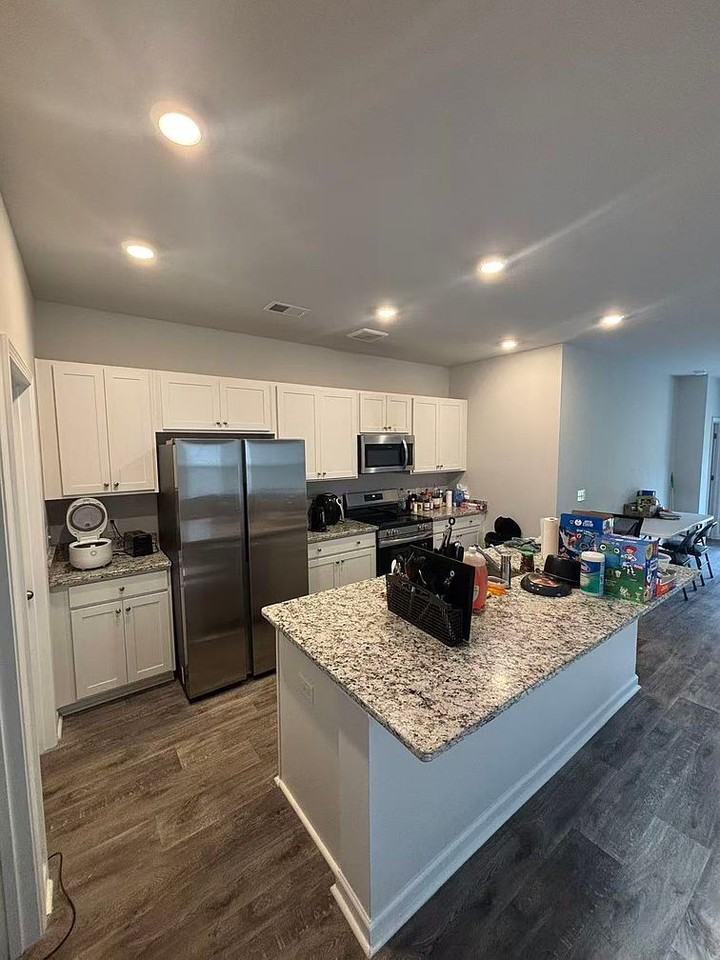 152 Bottlebrush Drive - Photo 3 of 10