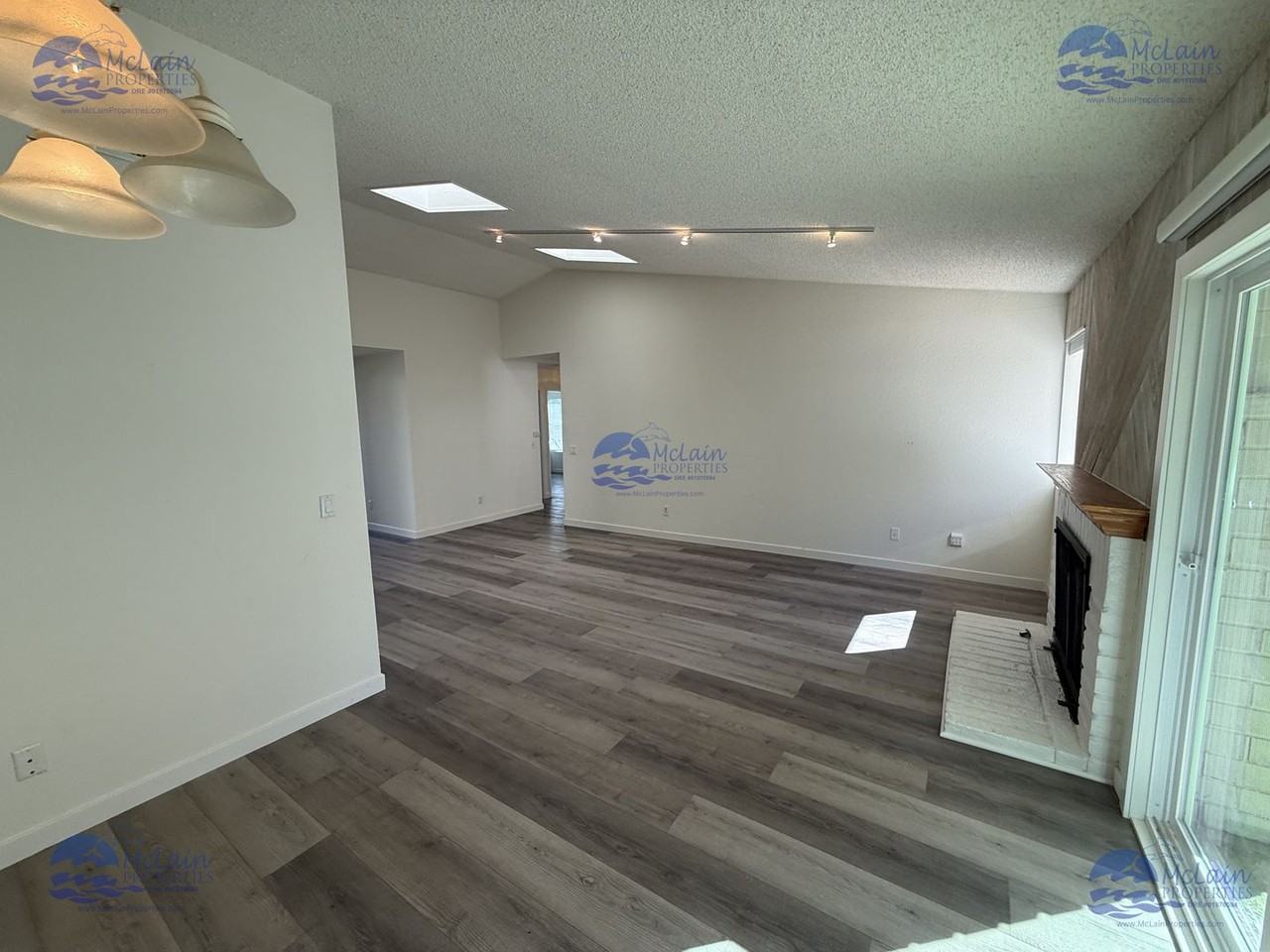 7821 Quebrada Cir - Photo 5 of 34
