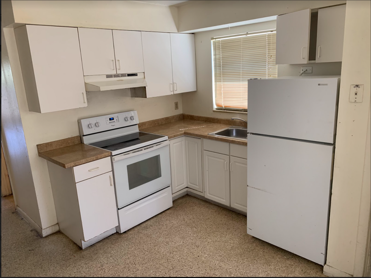 1027 San Remo Ave - Photo 7 of 7