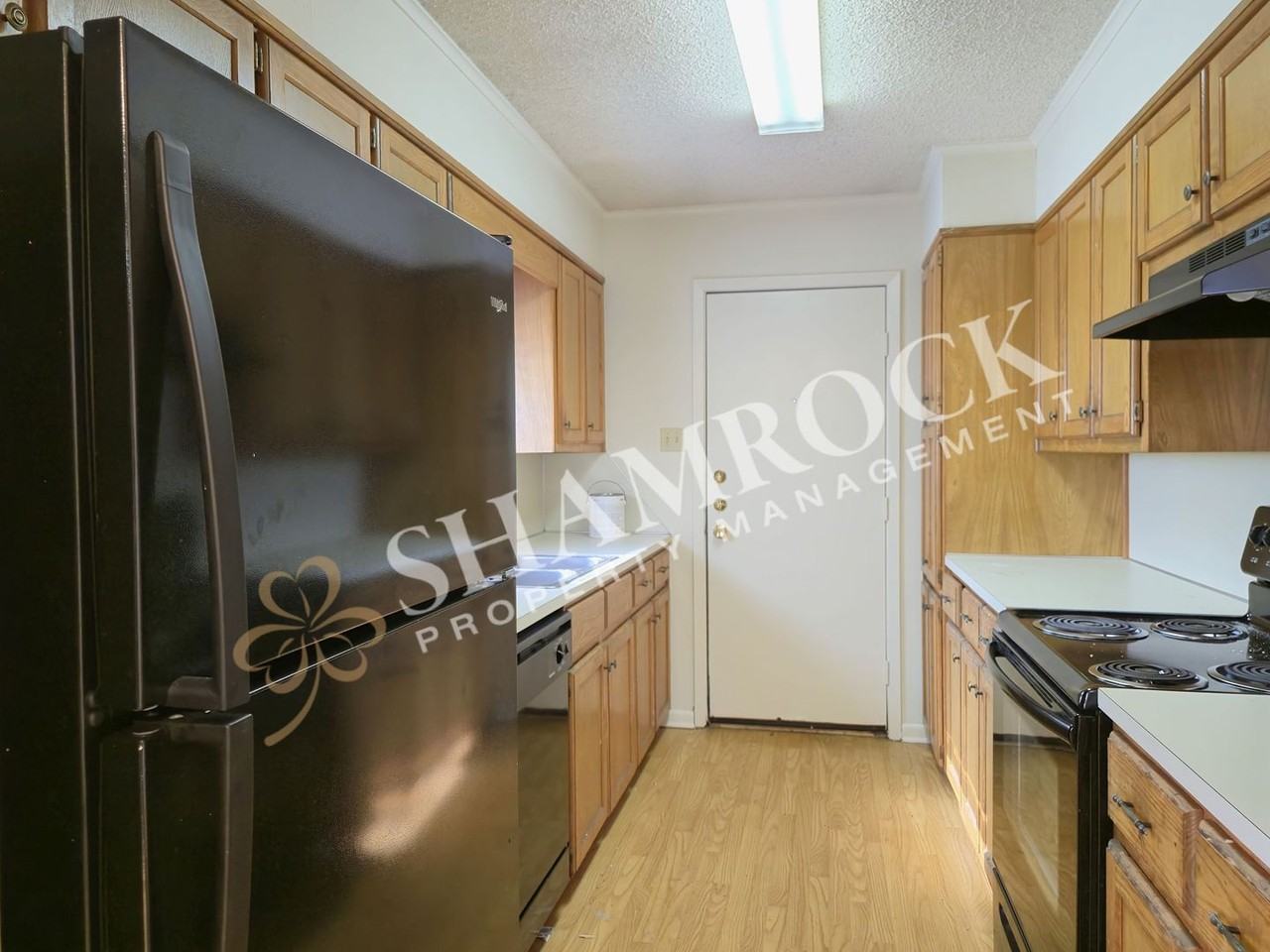 305 Mill Creek Cir - Photo 6 of 15