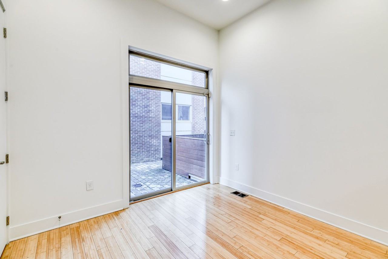 919 N 5th St #7 - Photo 4 of 30