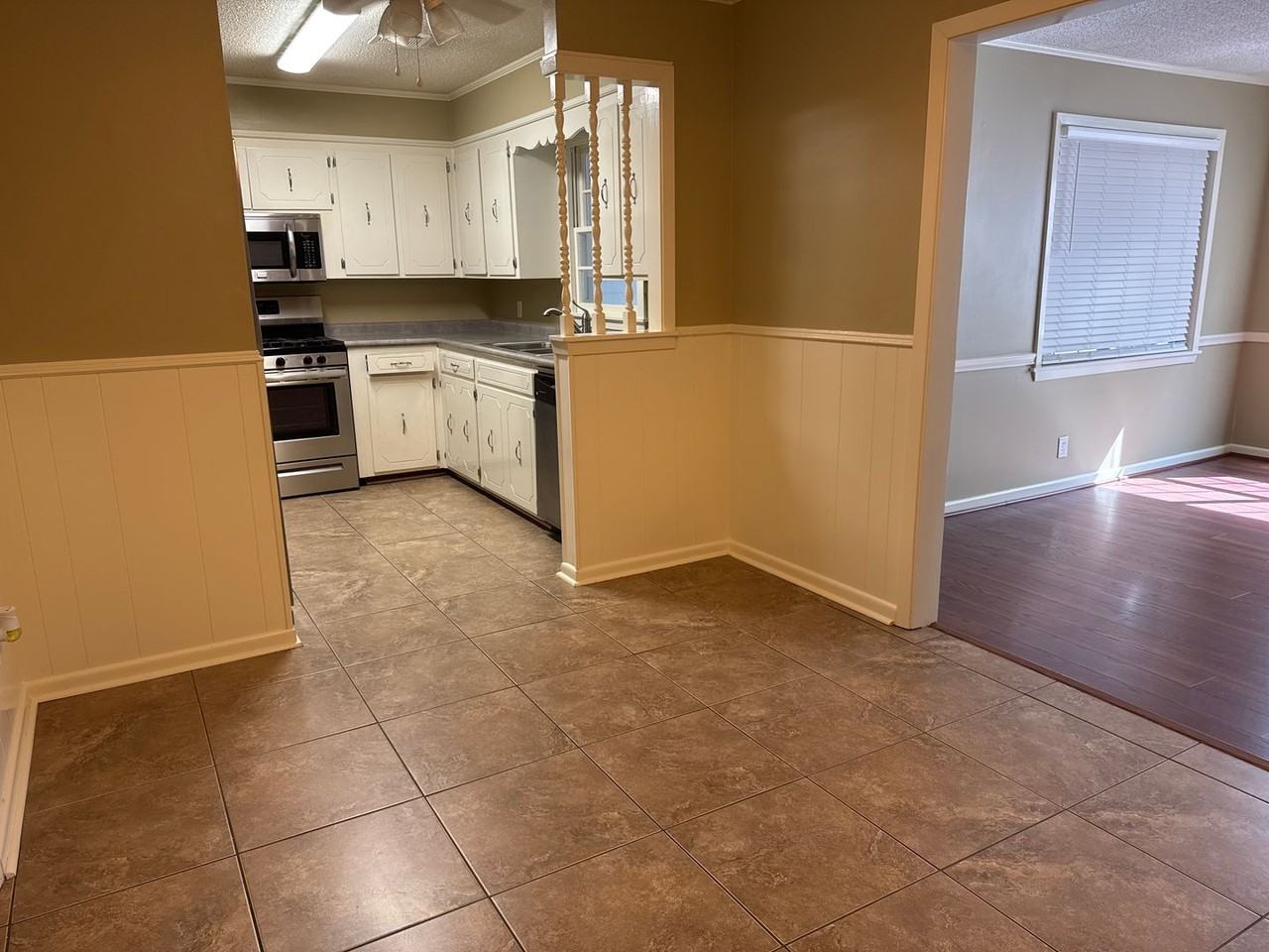 505 Frederick St - Photo 4 of 13
