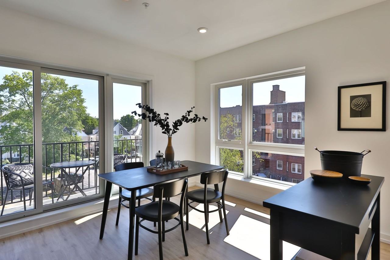231 WEST - Photo 4 of 31