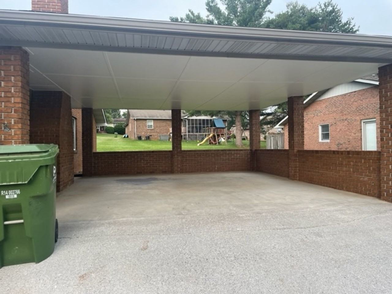 1510 Berwyn Dr - Photo 3 of 22