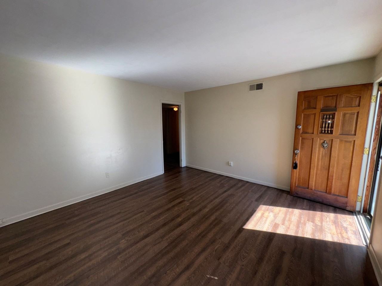 1415 Christine Avenue - Photo 4 of 23