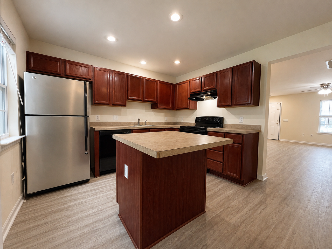 200 Sonata Cir - Photo 5 of 14