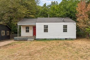 1421 N Page Ave - Photo 1 of 1