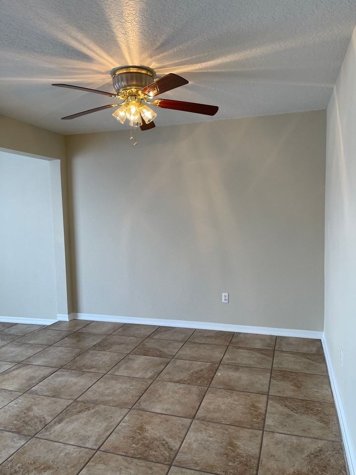 133 133 Mango Dr-Main #MAIN - Photo 3 of 48