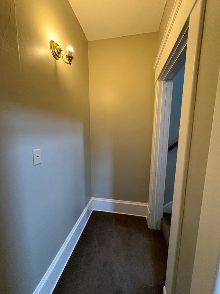 825 14th St Nw - Photo 3 of 9