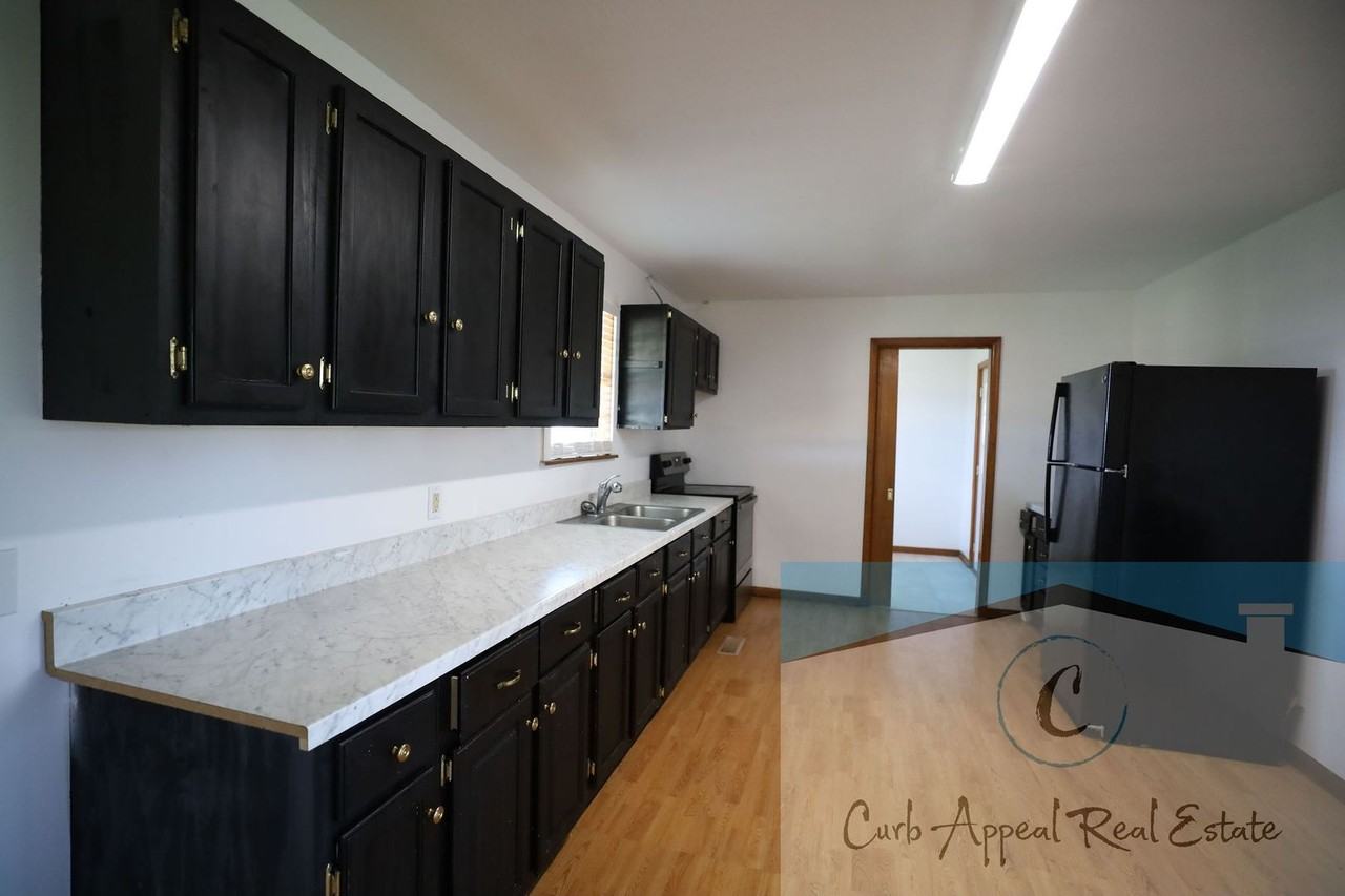 471 County Road 762 - Photo 4 of 15