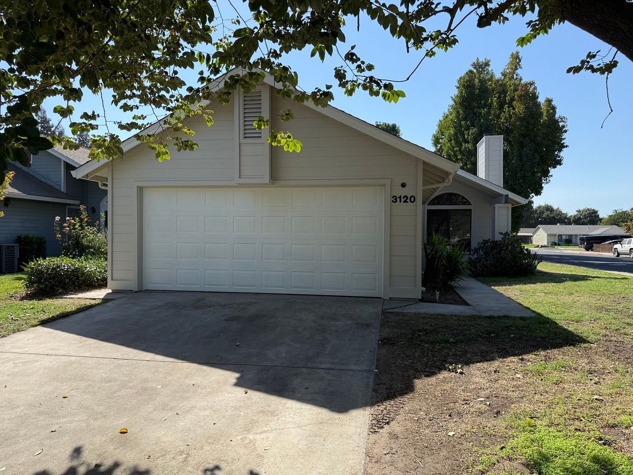 3120 Sugar Bear Ct - Photo 3 of 22