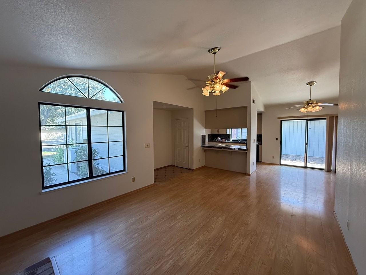 3120 Sugar Bear Ct - Photo 6 of 22