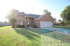 3805 Charleston Dr - Photo 1 of 1