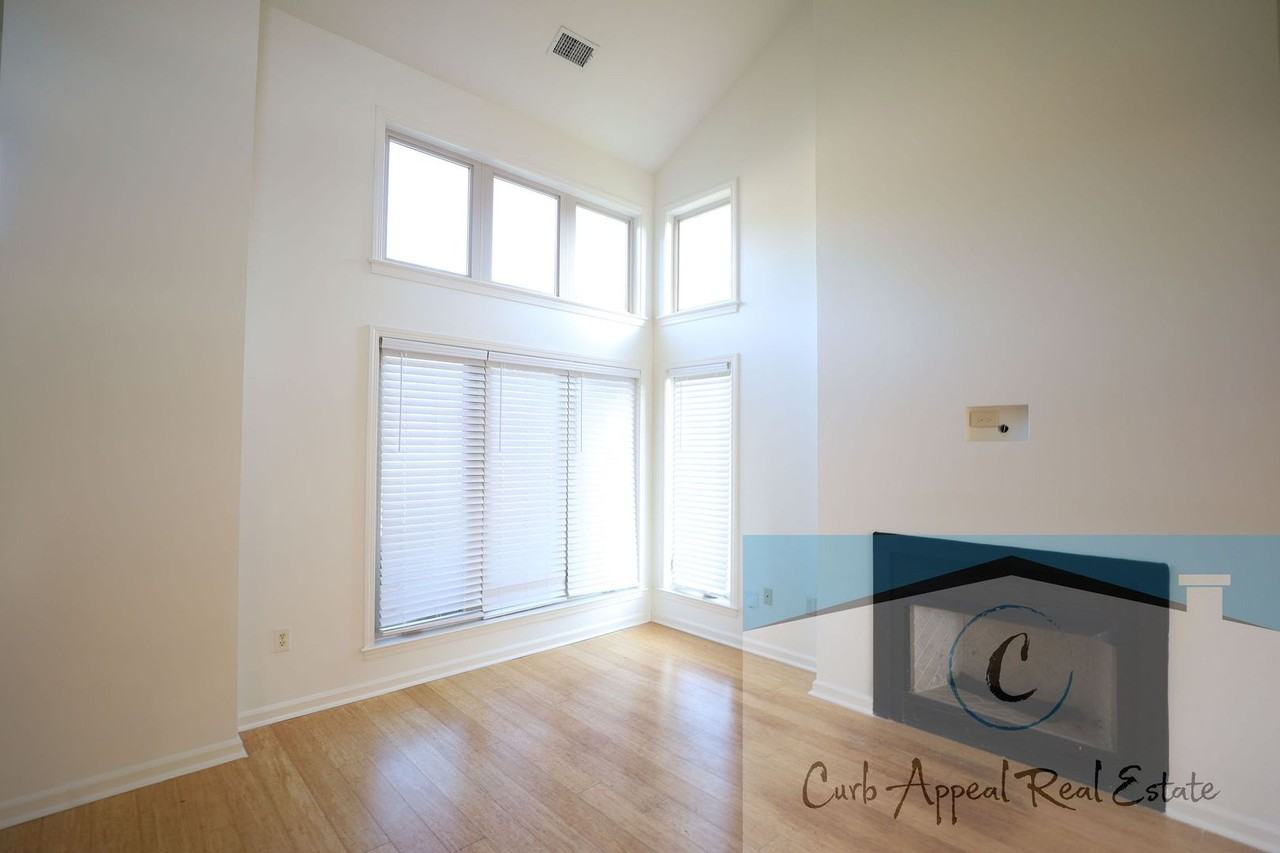 3805 Charleston Dr - Photo 6 of 19