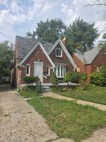 featured image of 13641 Cloverlawn St