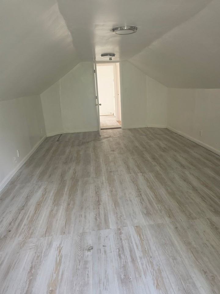 13641 Cloverlawn St - Photo 5 of 16
