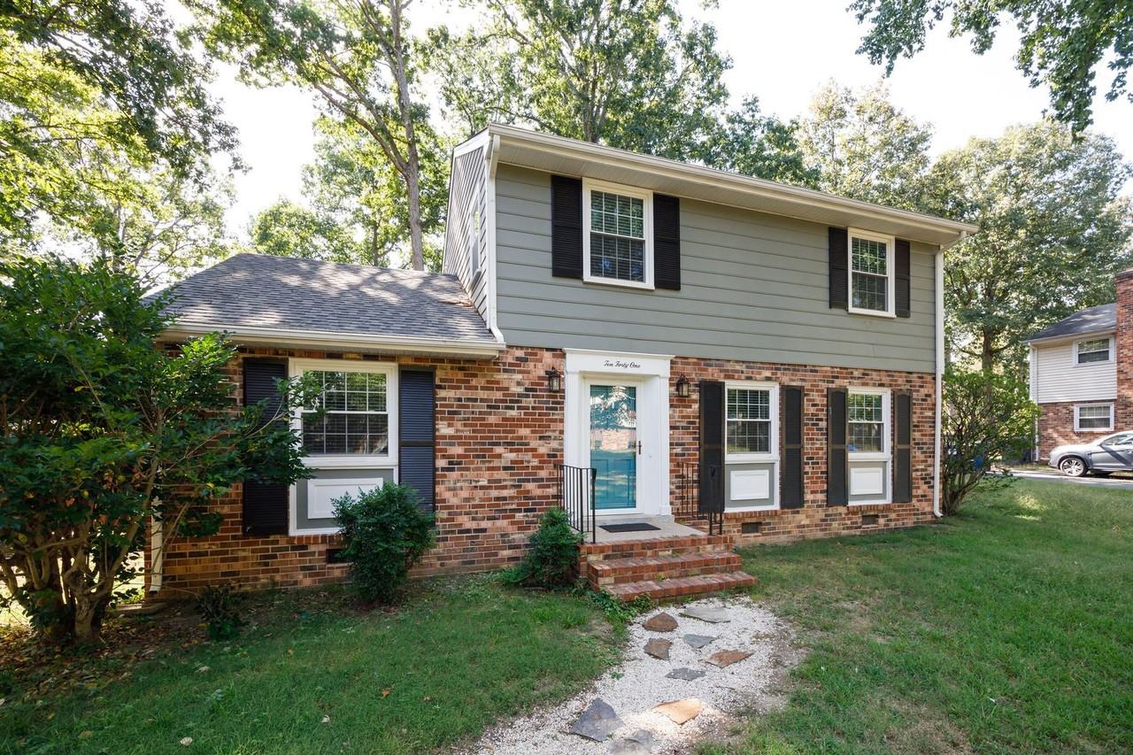 1041 Warminster Dr - Photo 3 of 41