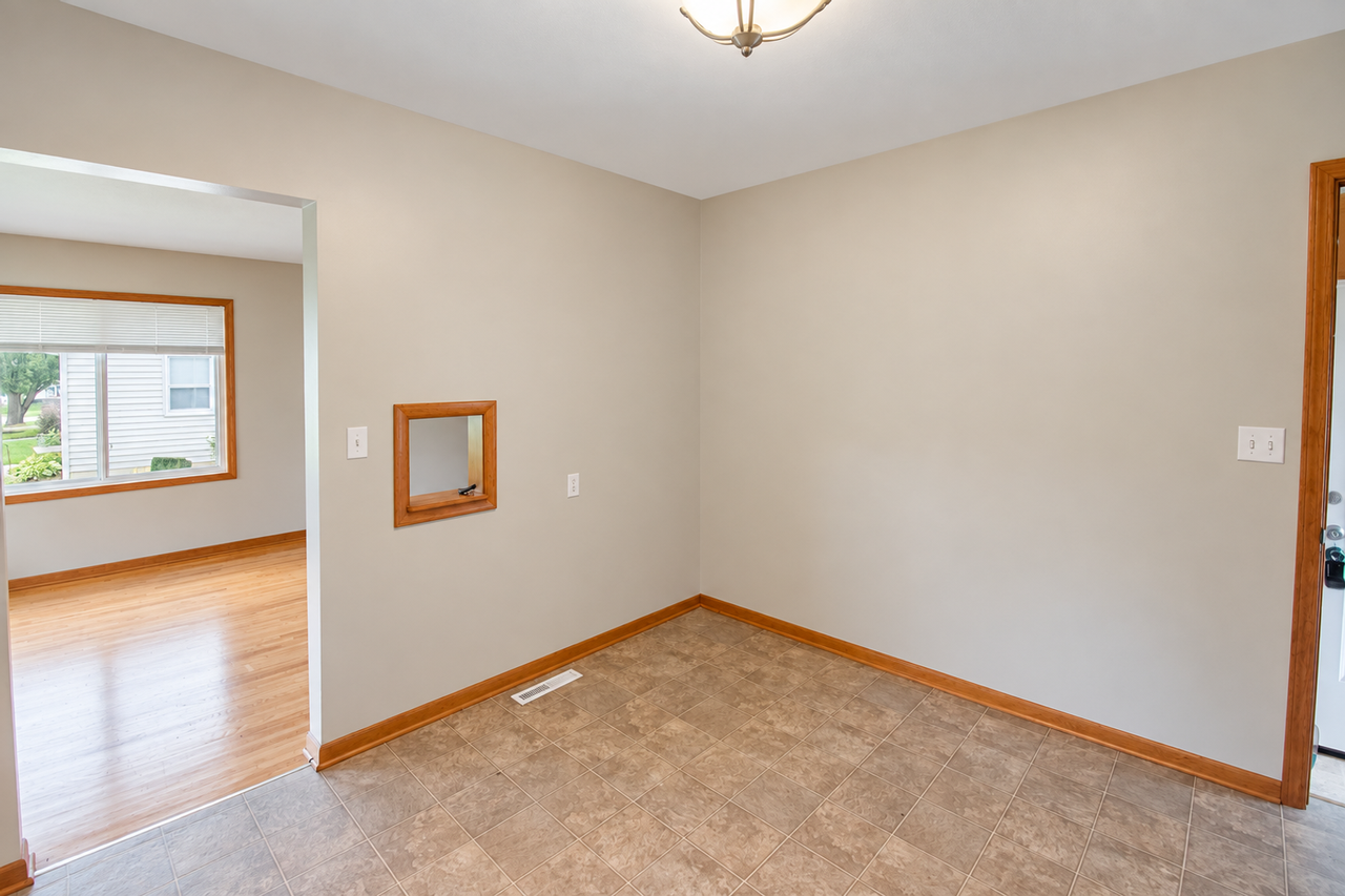 1332 Elton Hills Dr Nw - Photo 3 of 21