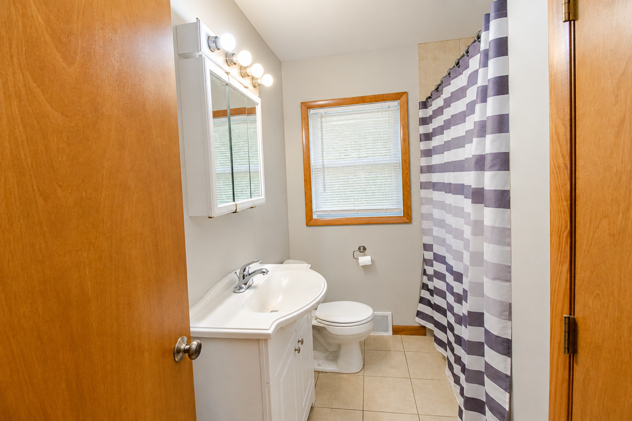 1332 Elton Hills Dr Nw - Photo 6 of 21