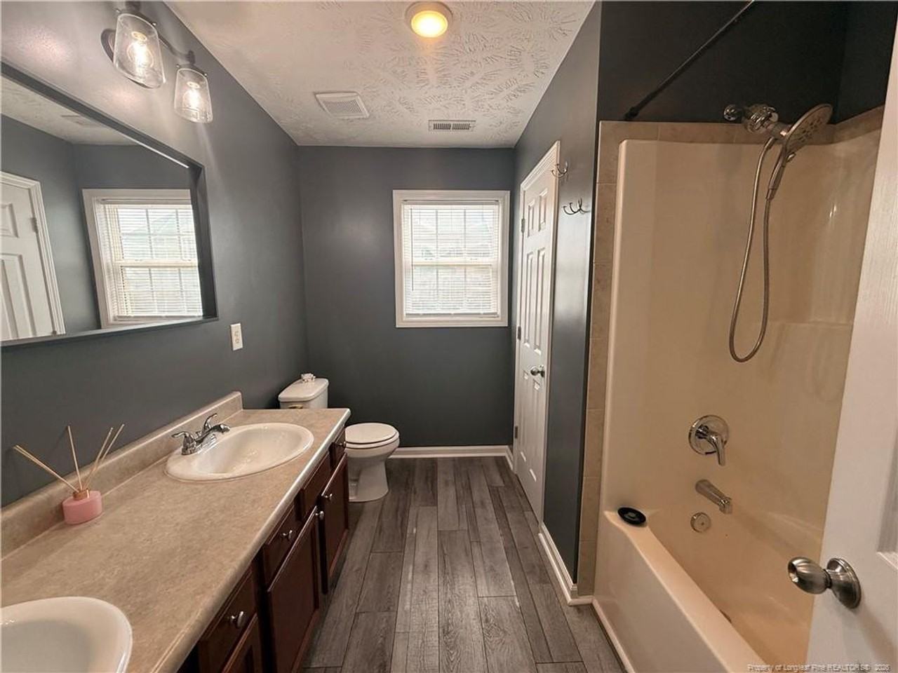 4949 Yorkchester Dr - Photo 7 of 14