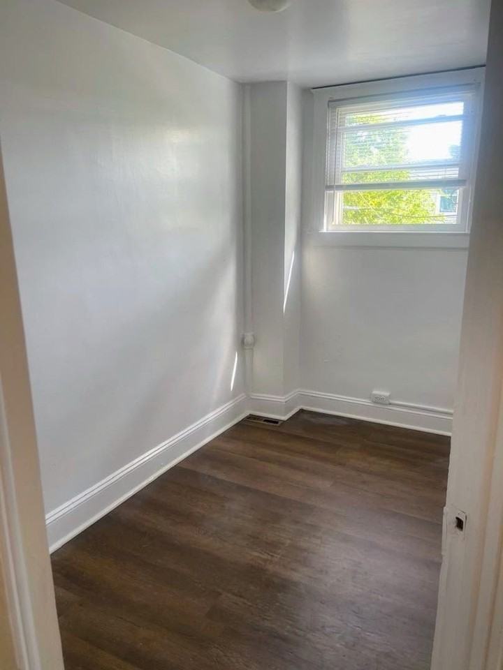 3437 Elmley Ave - Photo 6 of 11