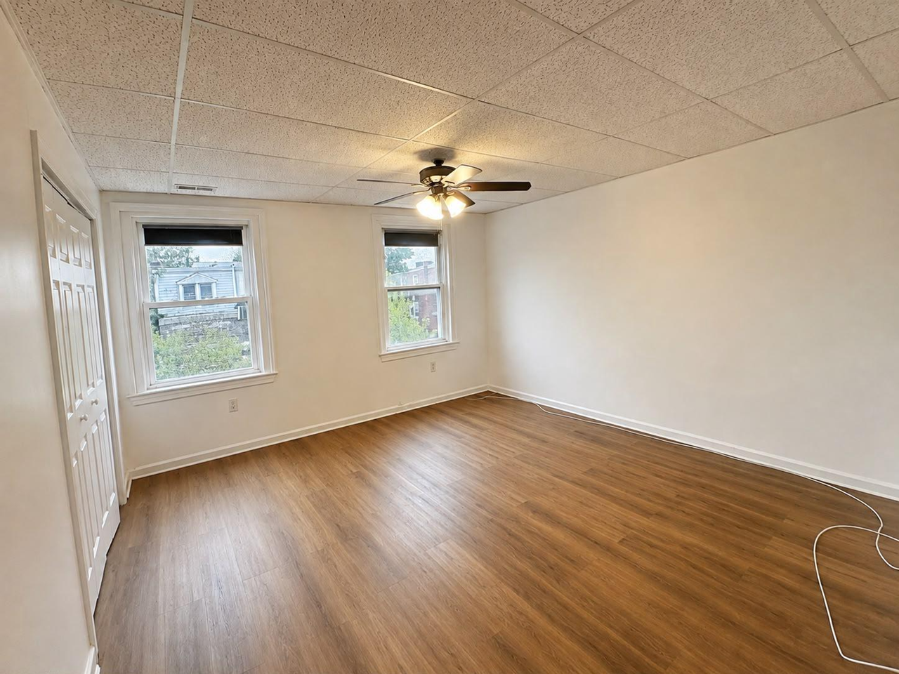 2115 West Ontario Street - Photo 6 of 9