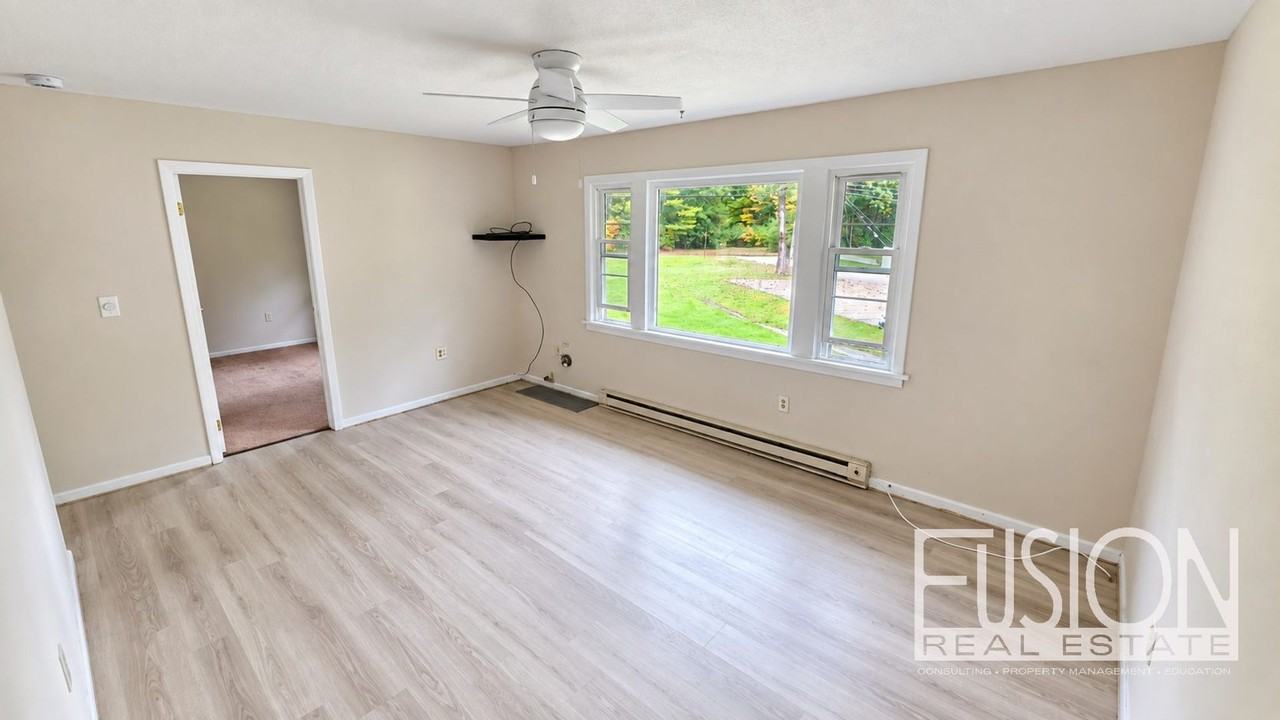 78 Sandhill Rd - Photo 5 of 38