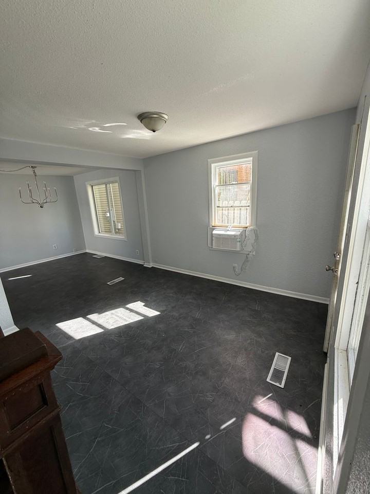 520 N 8th St - Photo 2 of 21
