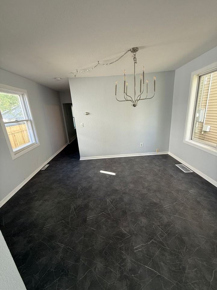 520 N 8th St - Photo 5 of 21