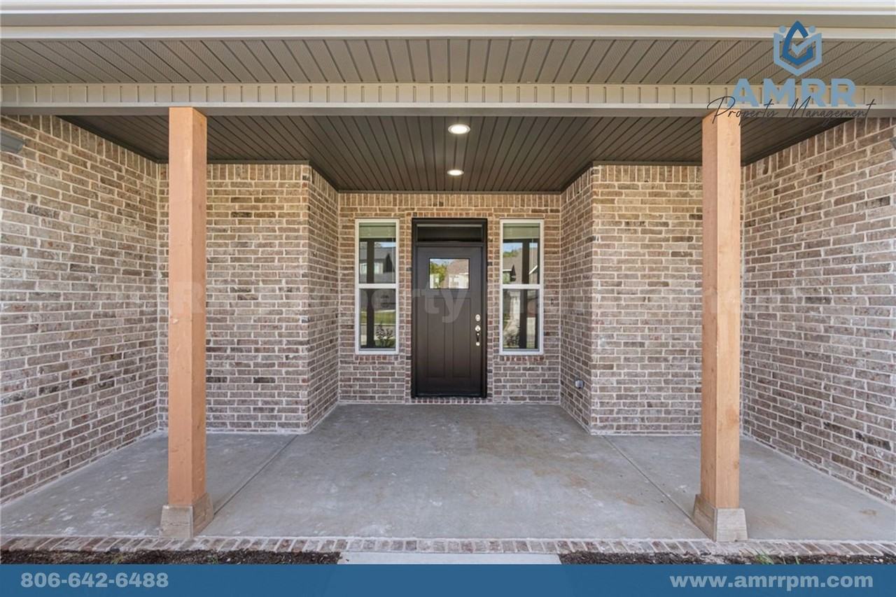 2612 Fairway Cir - Photo 6 of 32