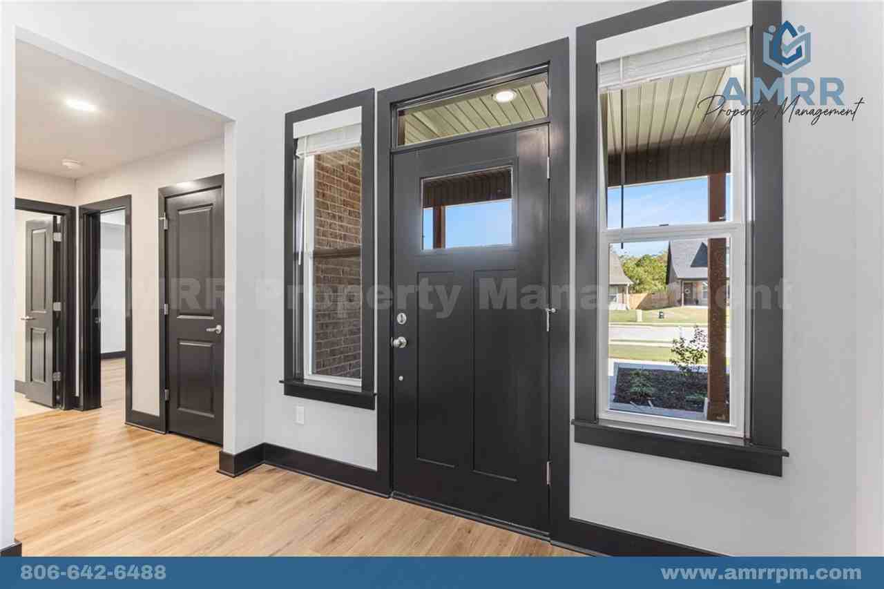 2612 Fairway Cir - Photo 7 of 32