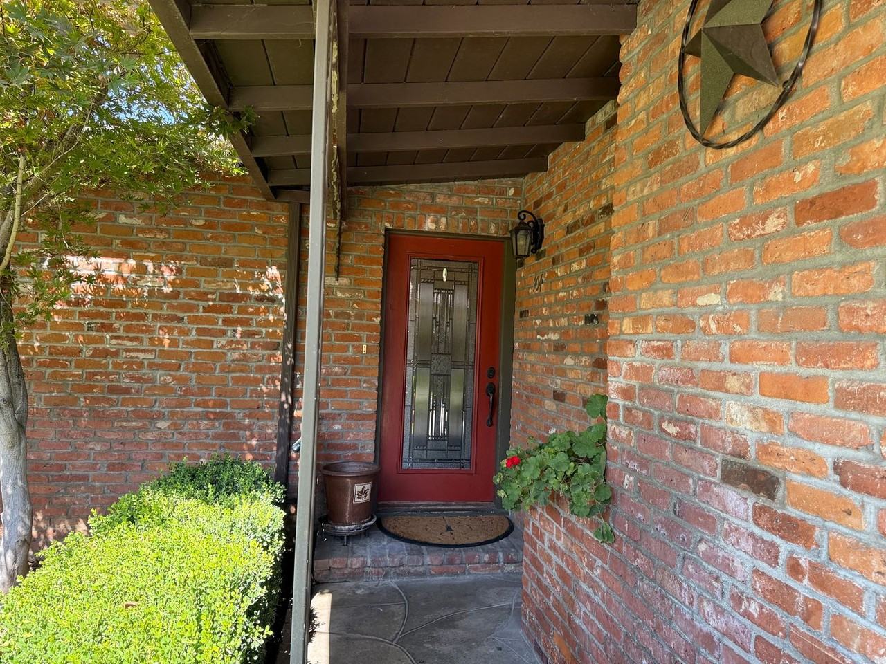 104 Bonita Cir - Photo 7 of 45