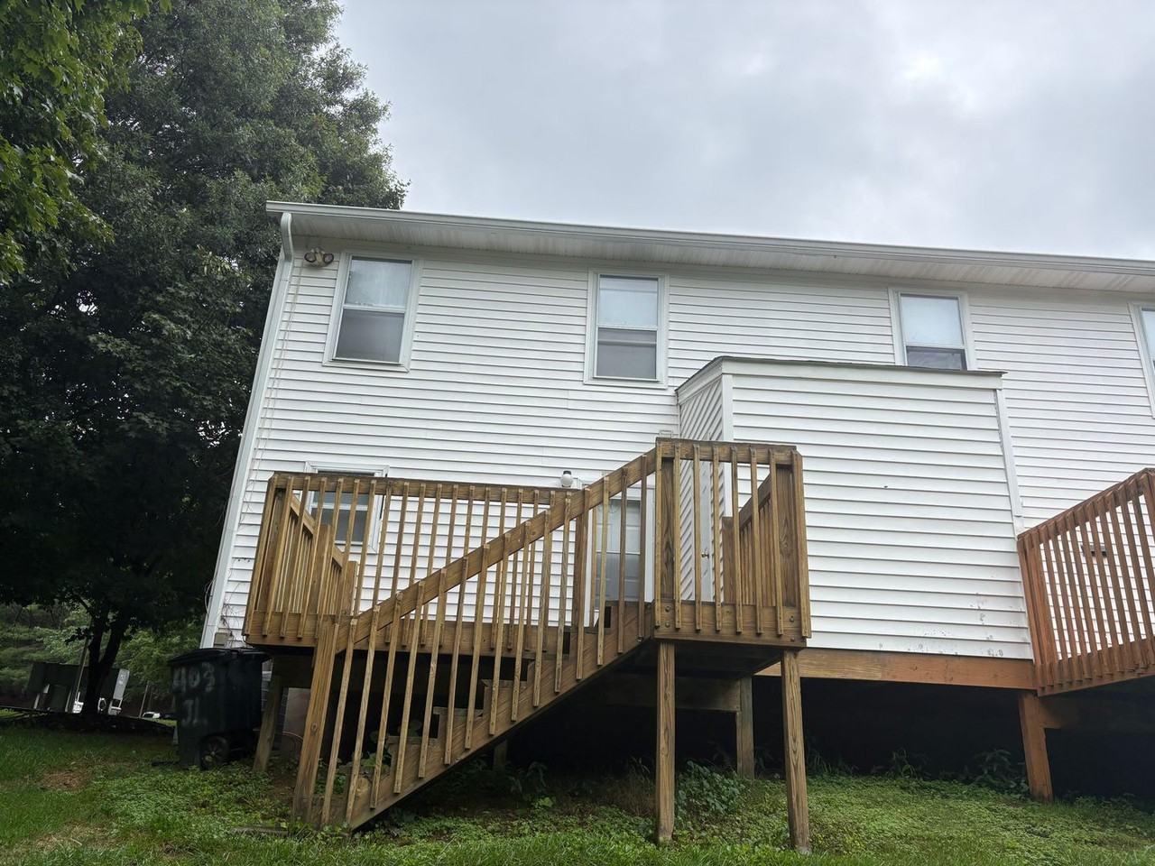 415 Janie Ln - Photo 2 of 25