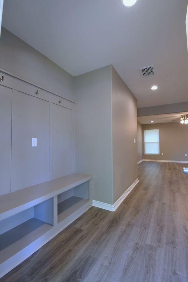 1920 W Oakwood St - Photo 3 of 27