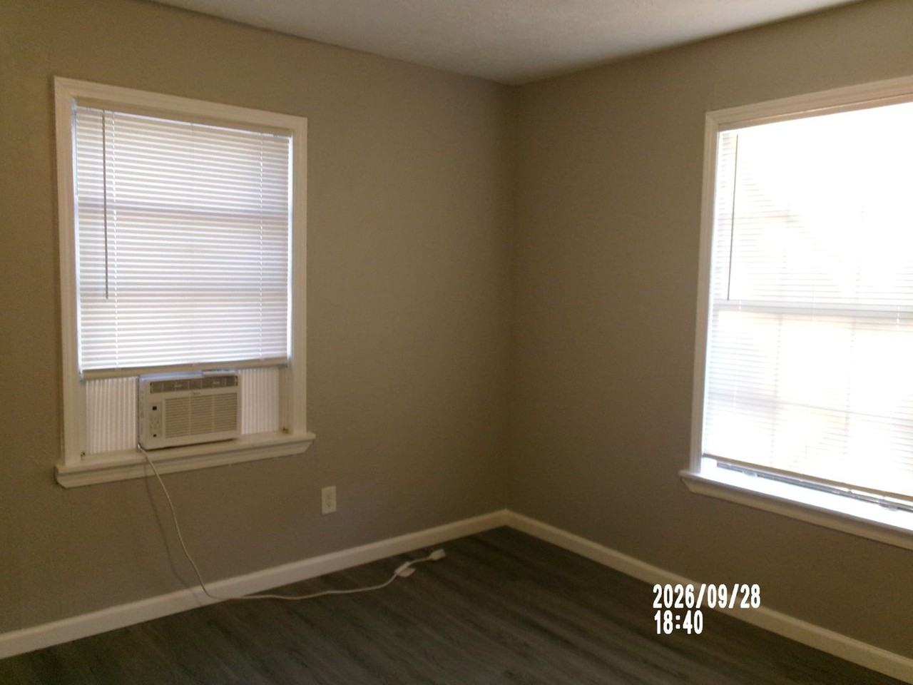 1413 1413 1/2 Ave Columbia Ave - Photo 6 of 18