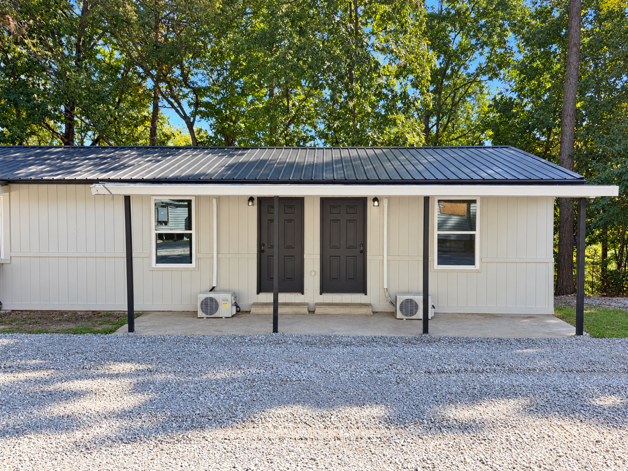 229 Sowder Ln - Photo 2 of 7