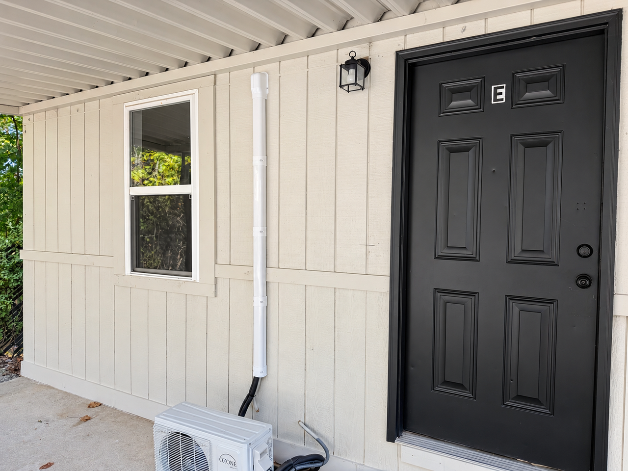 229 Sowder Ln - Photo 3 of 7