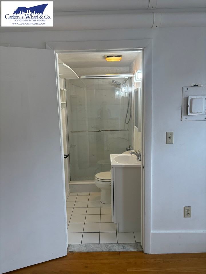 79 Charles St #4R - Photo 4 of 6