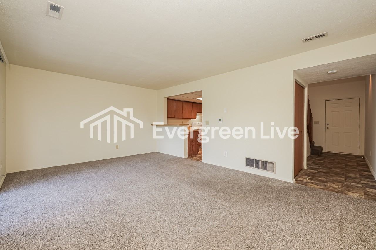 6359 Nightwind Ct - Photo 4 of 15