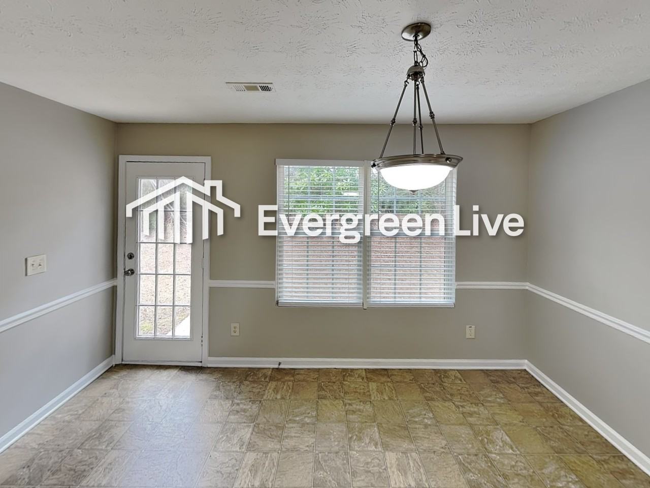 602 Clydes Way - Photo 7 of 20