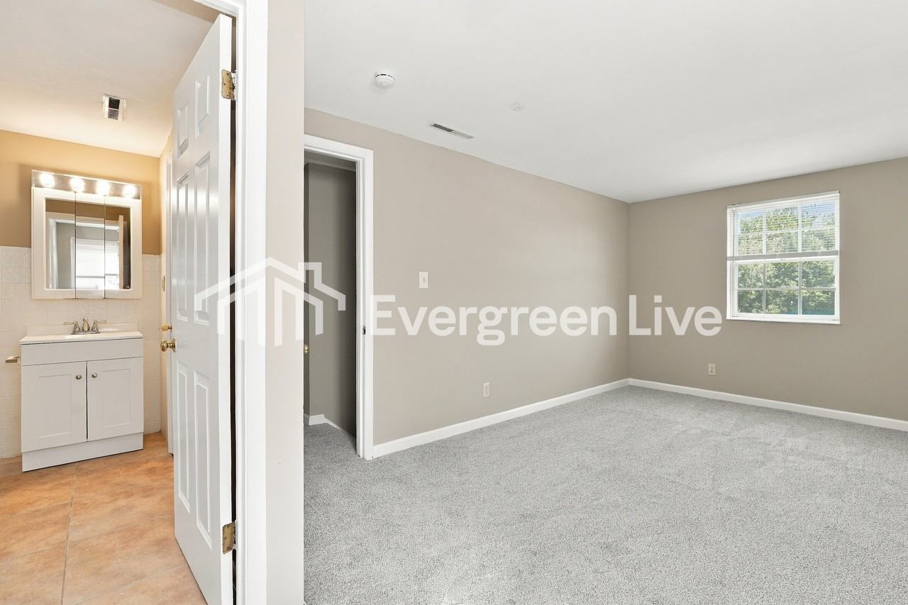 1551 Felix Dr - Photo 7 of 15