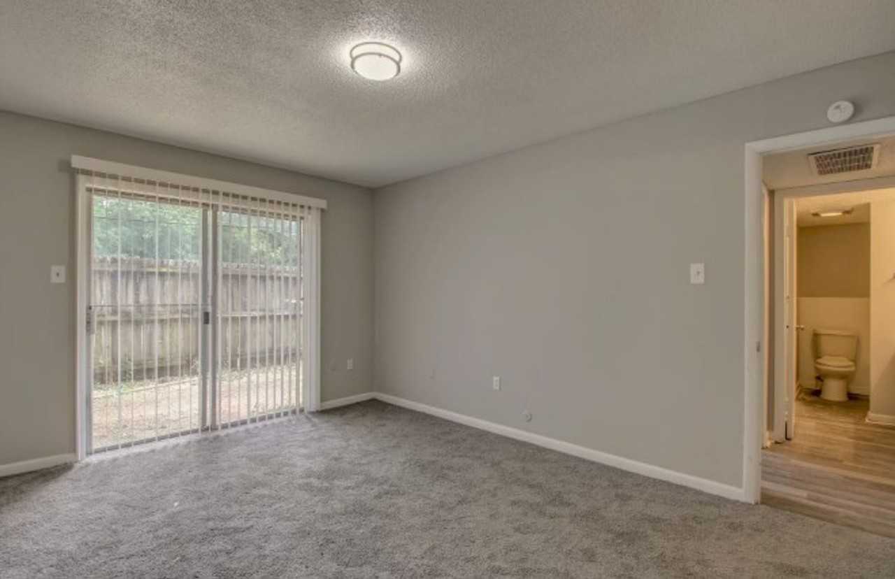 Breckenridge Apartments - Photo 7 of 7